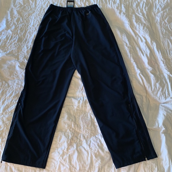 Nike Dri-Fit workout pants - Picture 2 of 8